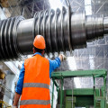 Machinedemontage in een draaiende fabriek: hoe wordt dat veilig aangepakt?