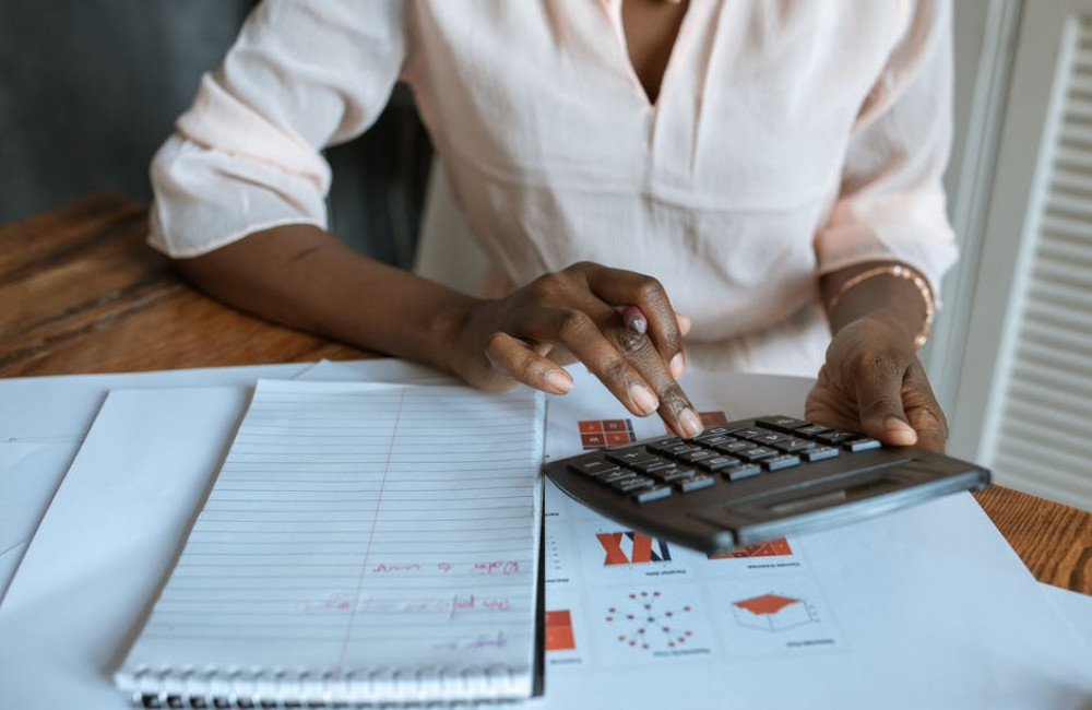 Waarom een administratiekantoor inschakelen en wat zijn de voordelen?